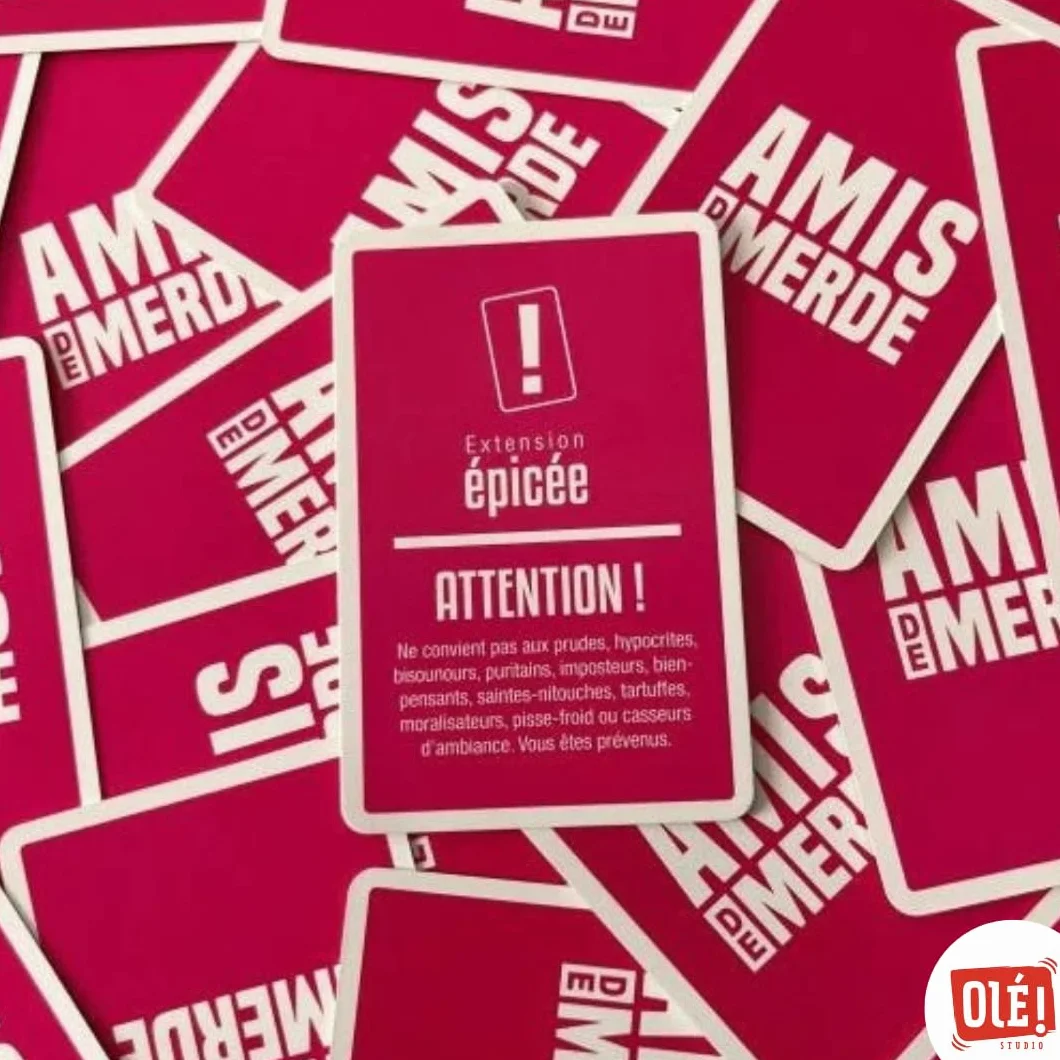 Olé! Studio Amis DE Merde – Le Jeu Qui ruine Vos amitiés ! Qui Sera l’ami de Merde de la soirée ? - Jeu de Cartes - Jeu de société Amusant pour Adultes - Idée Cadeau, Noir