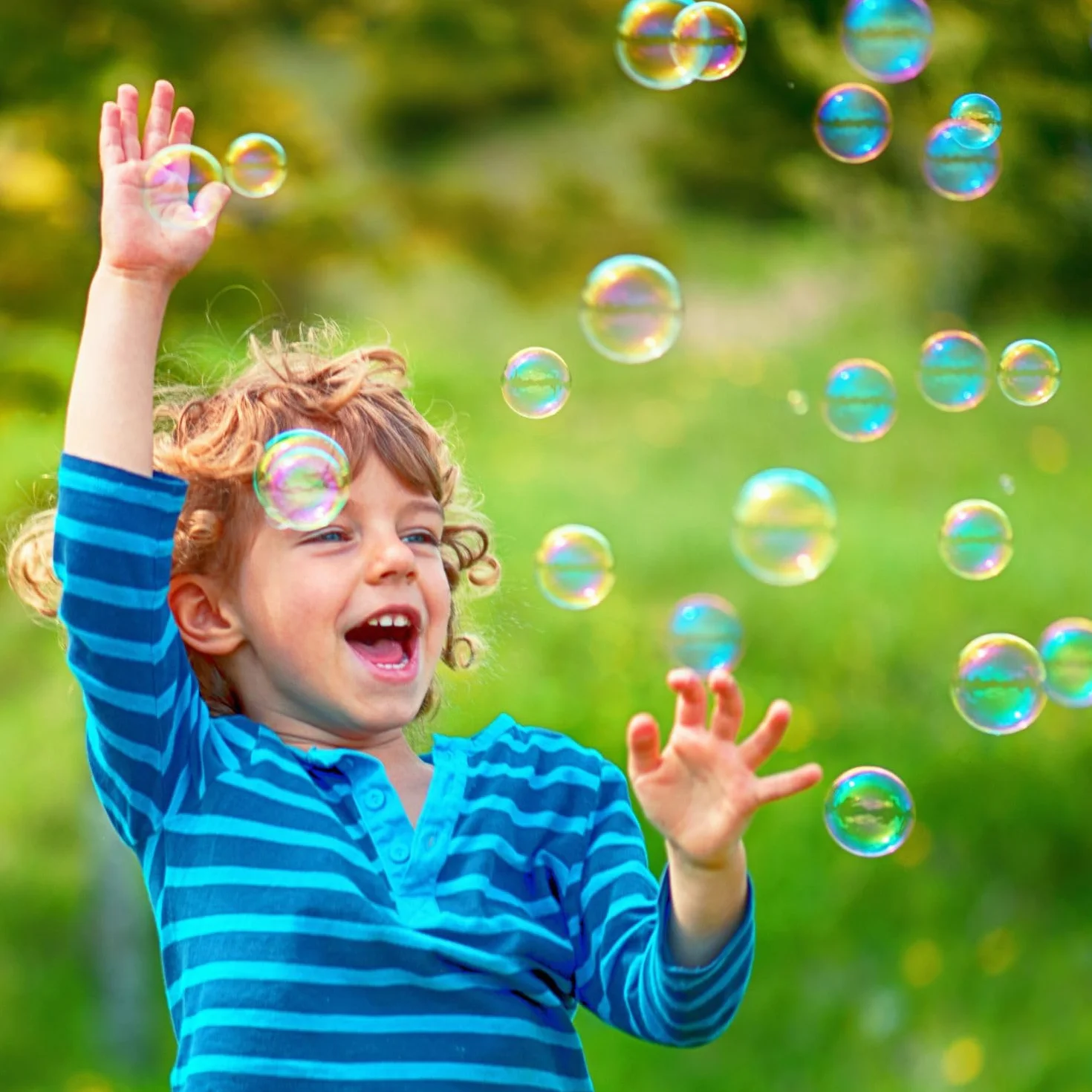 CLEOPATRE CLÉO’Bulles Recharge Solution Bulles de Savon Bleue 1 L Hypoallergénique Fabriqué en France