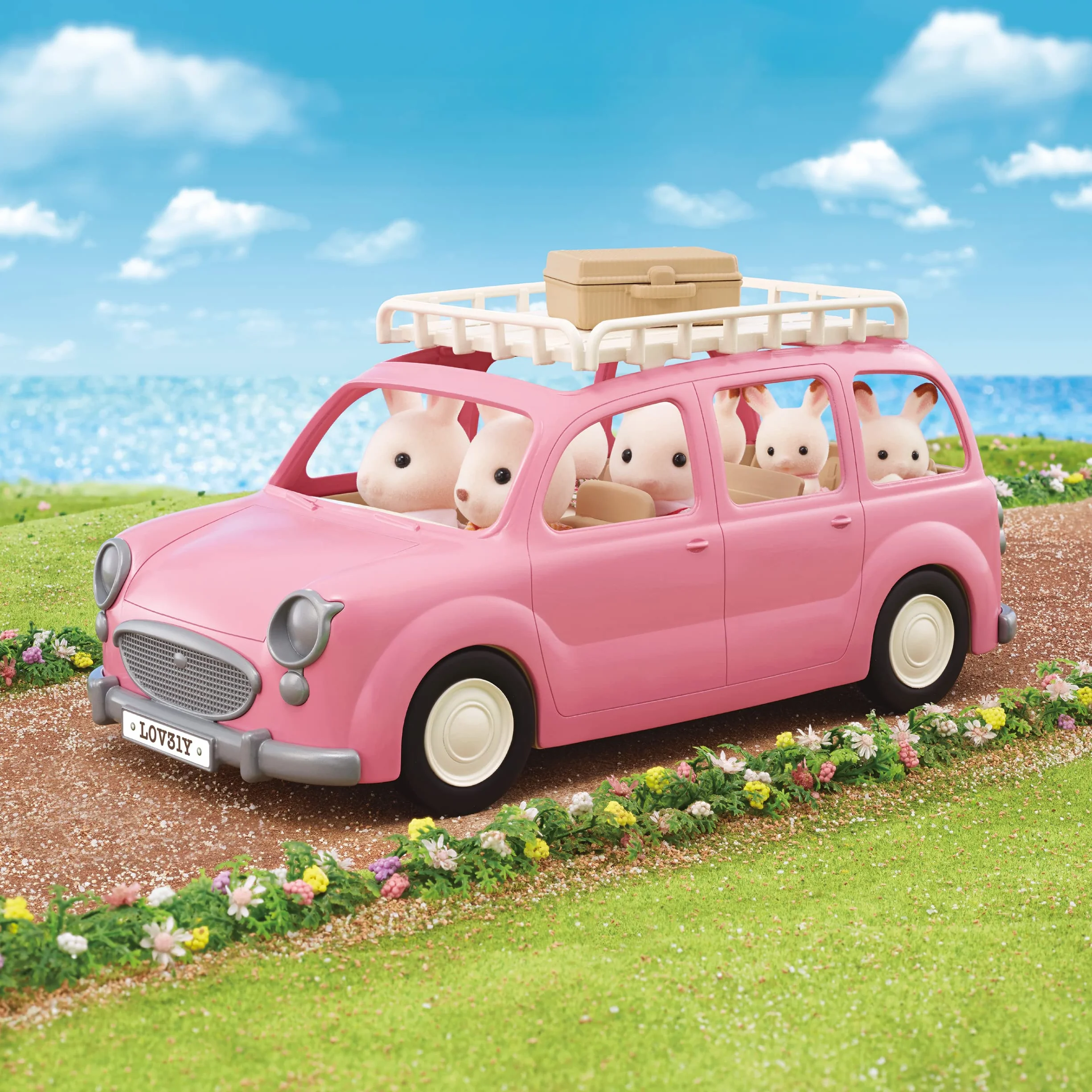 Sylvanian Families Le monospace rose et set de pique-nique 13 accessoires Figurines animaux miniatures Jouet enfant 3 ans et +