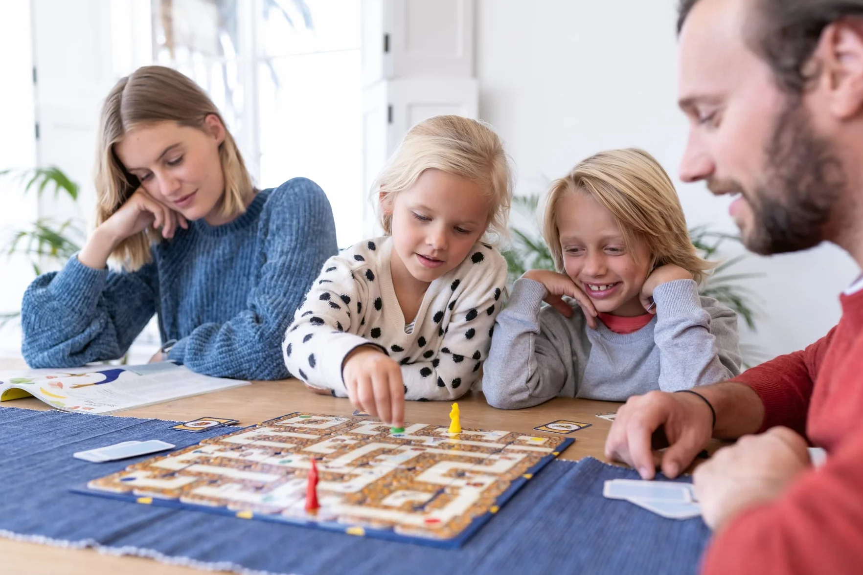 Ravensburger Labyrinthe Junior Jeu de Société 2-4 Joueurs 4 Ans Multilingue Français