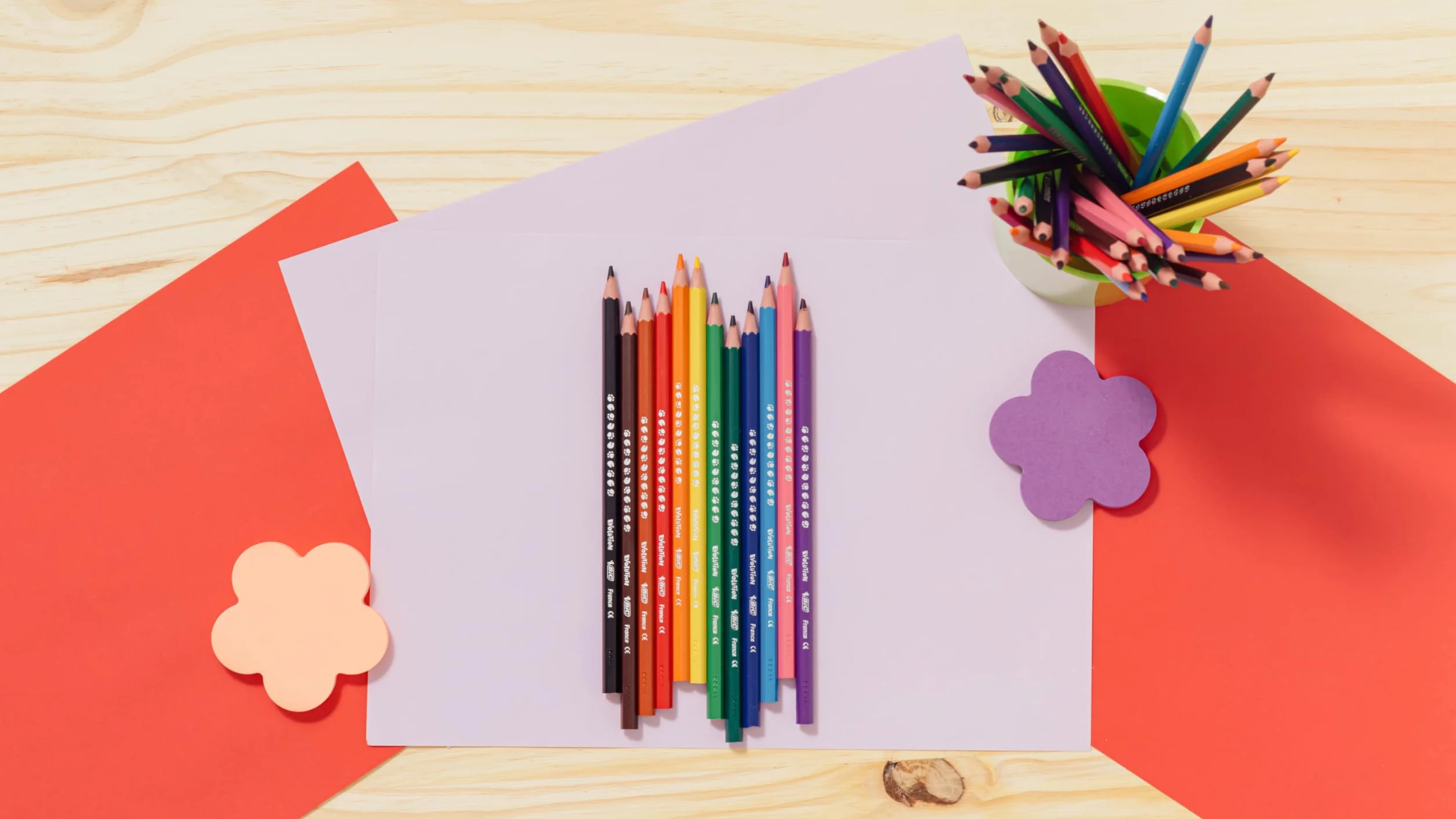 BIC Kids Ecriture Evolution Crayons de Couleur Eco-responsables - Etui Carton de 24