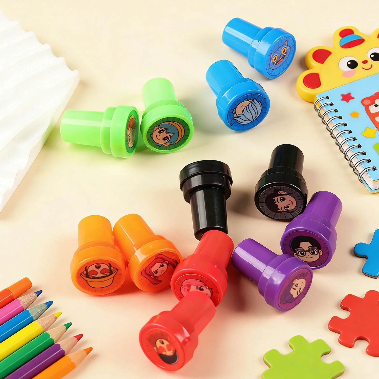 Lot de 24 tampons auto-encreurs Mini Hunte pour enfants - Multicolore - Ronds