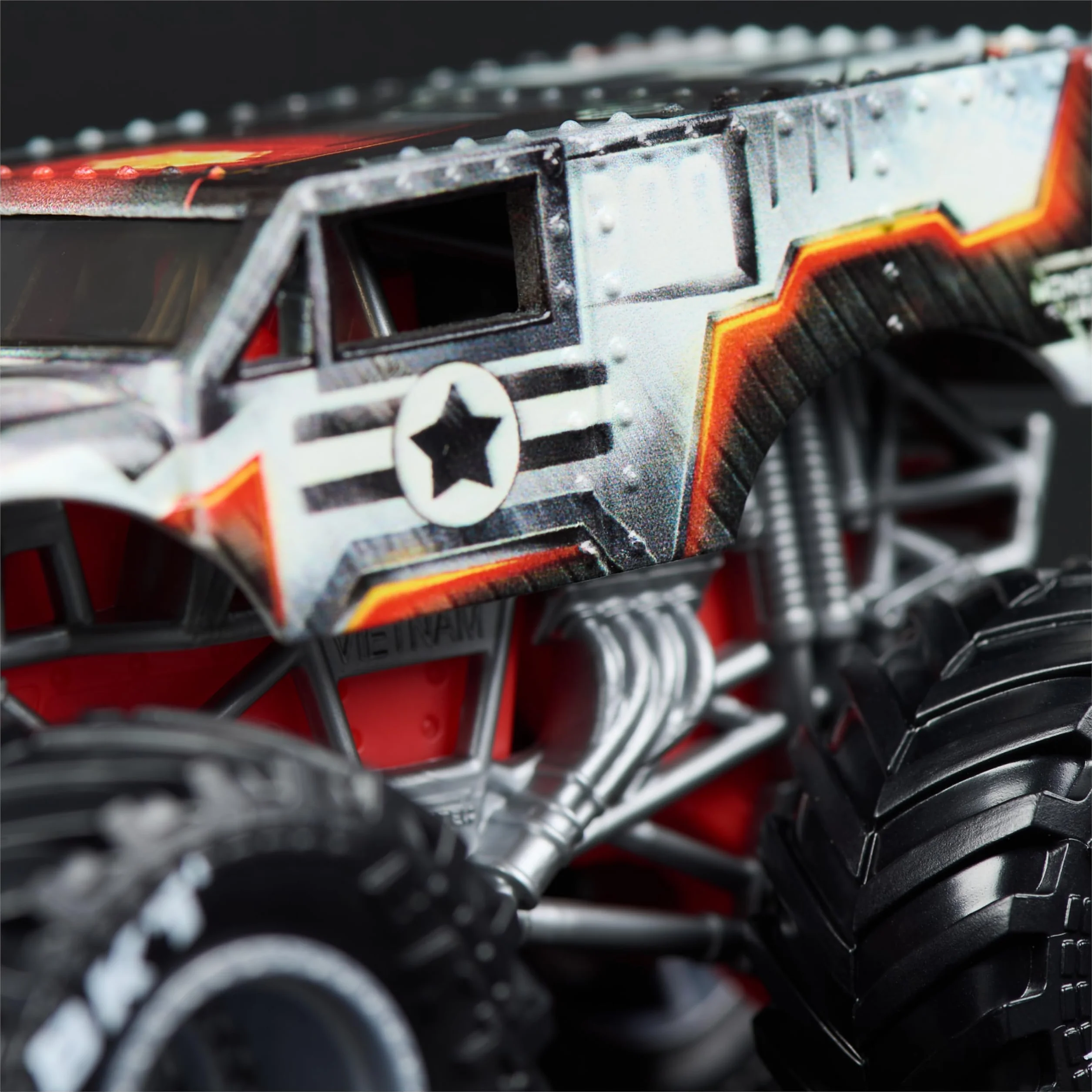 Monster Jam 2 Véhicules Die-Cast 1:64 Marvel Monster Trucks Officiels À Collectionner Jouet Enfant 3 Ans+