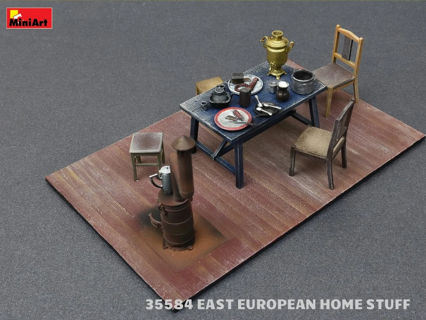 Miniart MIN35584 Kit de Maquette Maison Europe de l'Est