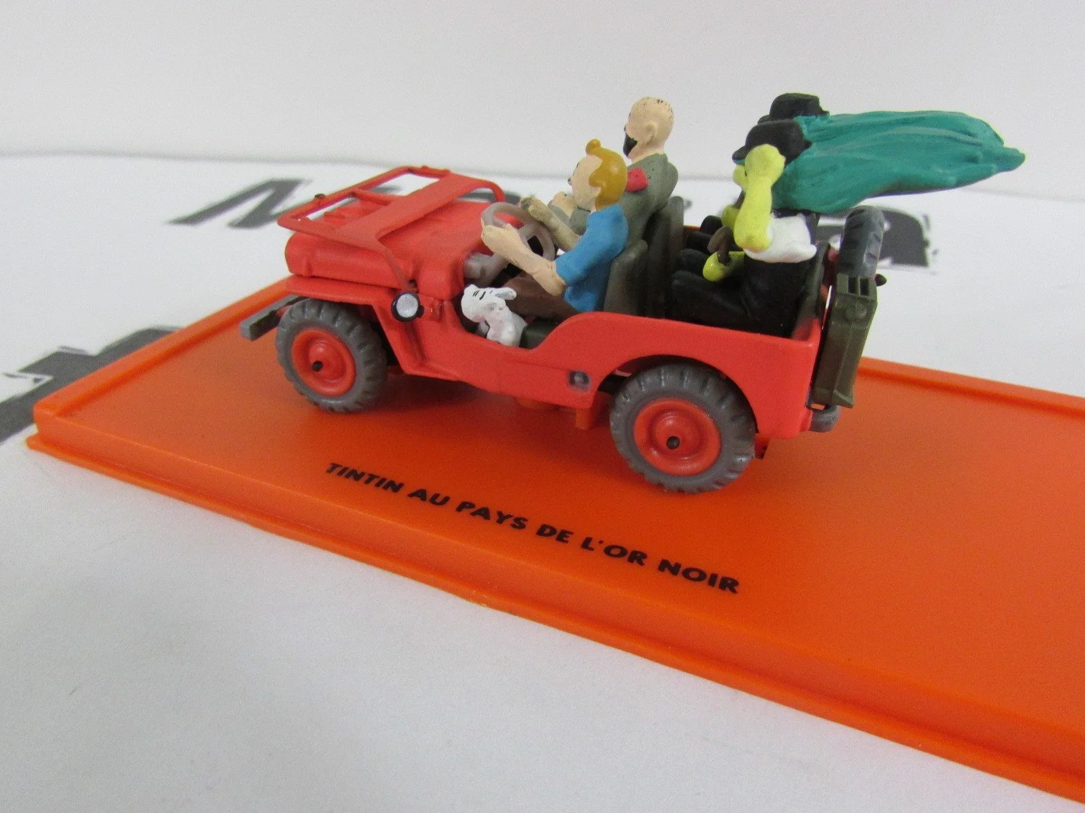 La Jeep Willys MB 1943 1/43 Tintin au pays de l'or noir par Hergé Moulinsart