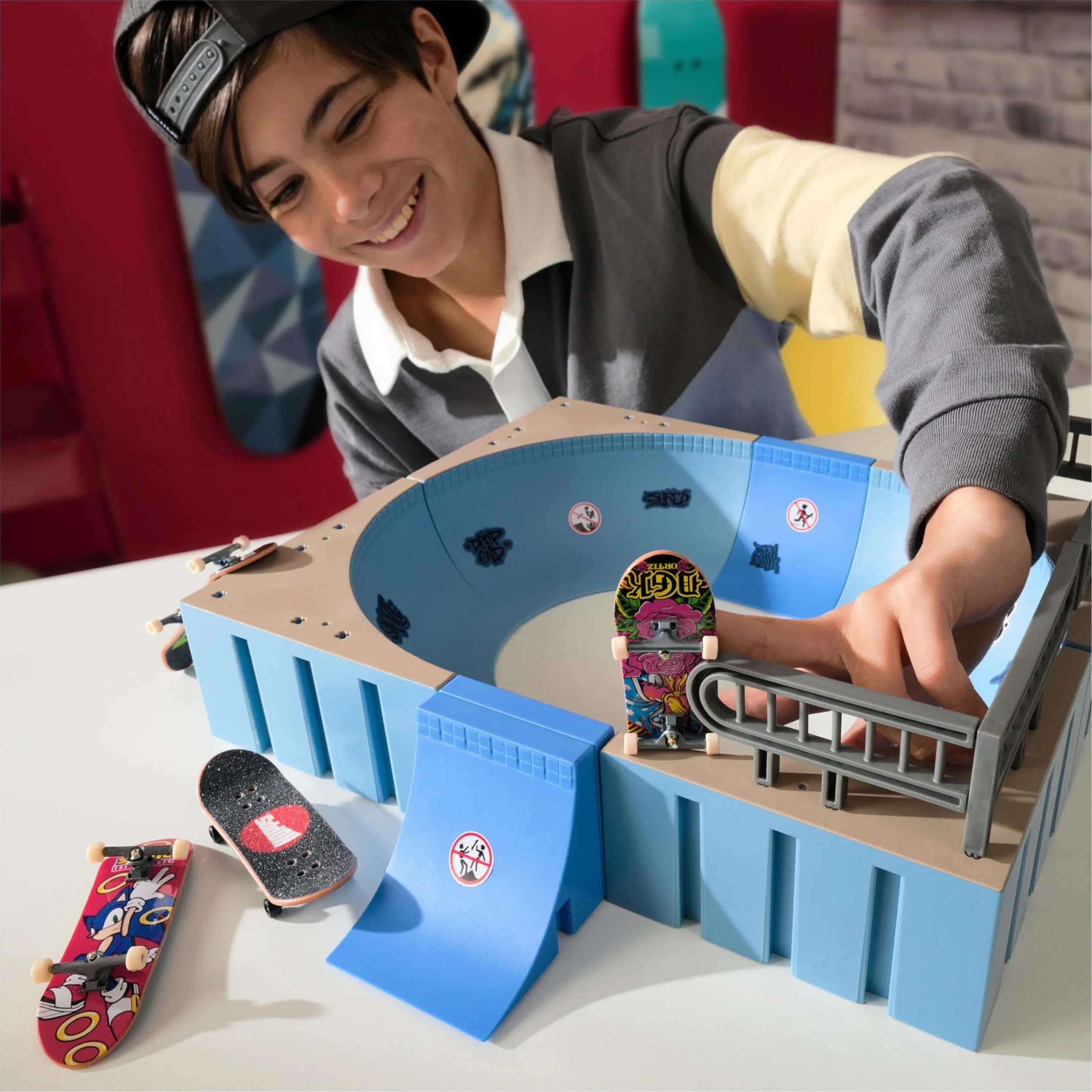 Tech Deck Finger Skate Mega Bowl X-Connect Rampe 100% Modulable À Construire Et Personnaliser + 1 Mini Planche Thank You Exclusive Jeu Enfant 6 Ans