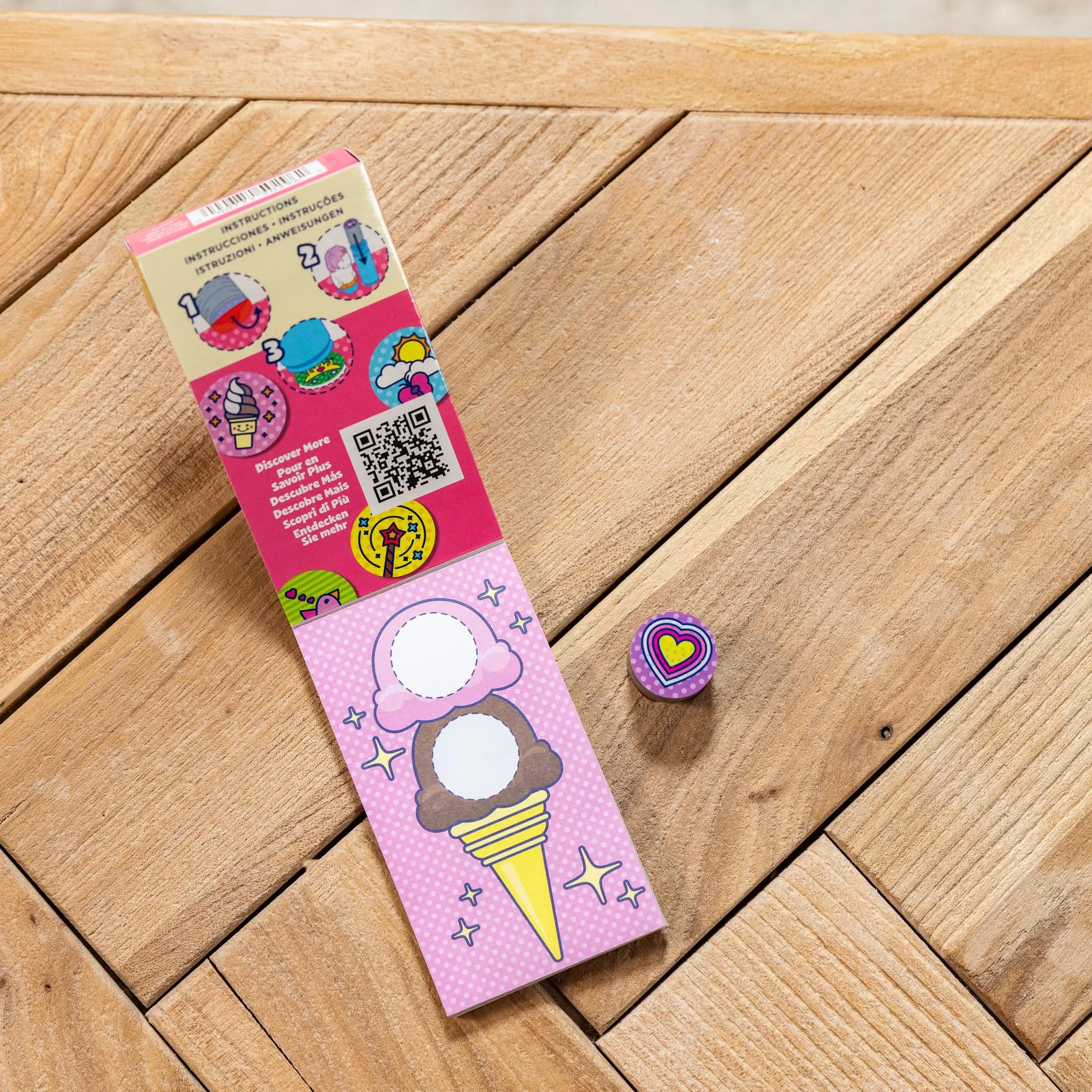 Melissa & Doug Sticker Wow Mini Bloc D’Activités + Recharge 200 Autocollants pour Tamponneuse À Stickers - Activité Manuelle Enfant 3 Ans+