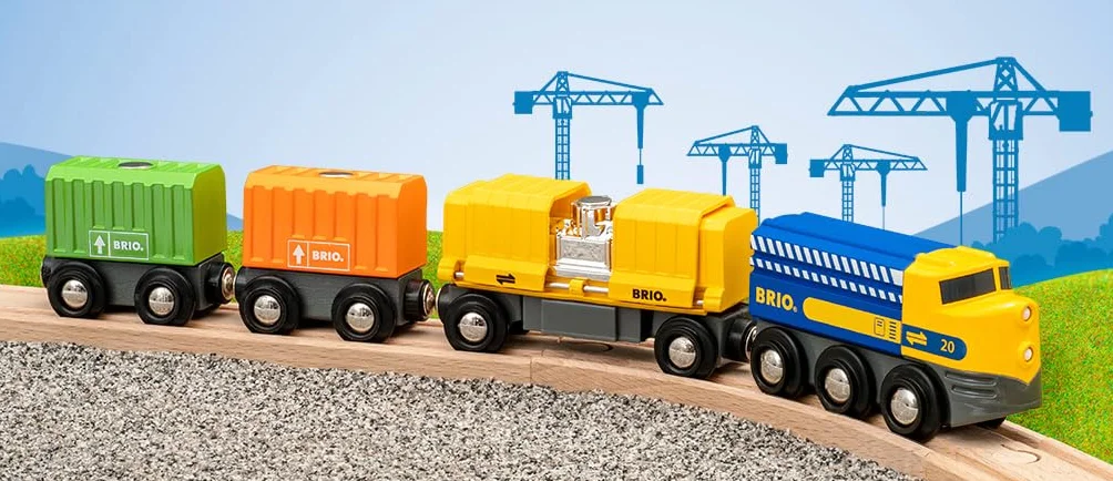 Brio World Long Train de Marchandises Circuit de Train en Bois Système d'Attache Aimantée Jouet 3 Ans