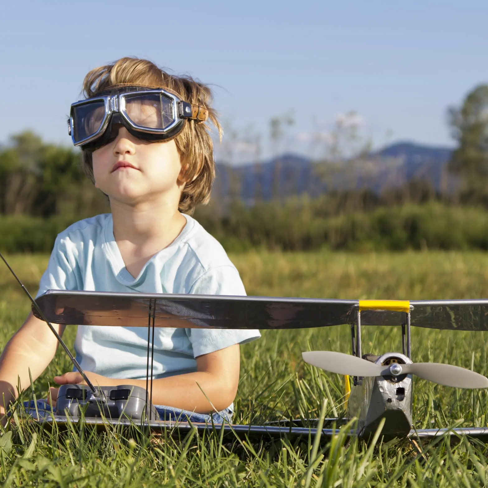 QUARKZMAN 3 Pièces 12x6 Pouces Hélice RC 2 Pales Gris avec Bagues d'Adaptation pour Avion RC