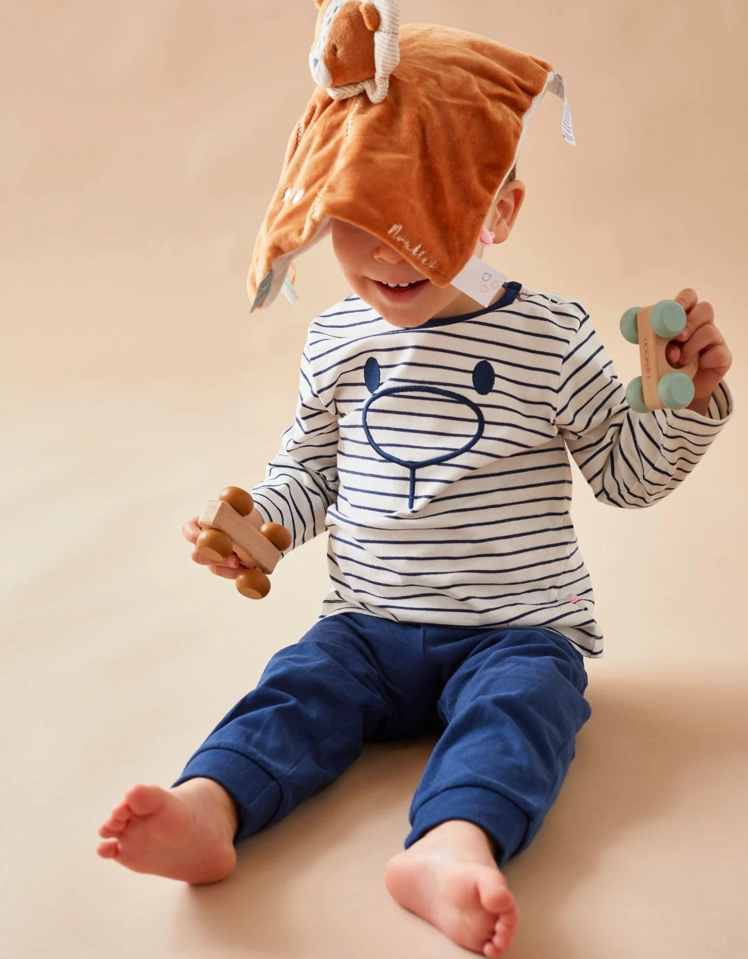 NOUKIE'S Doudou bébé Lion Caramel Babou Marionnette Cadeau Naissance