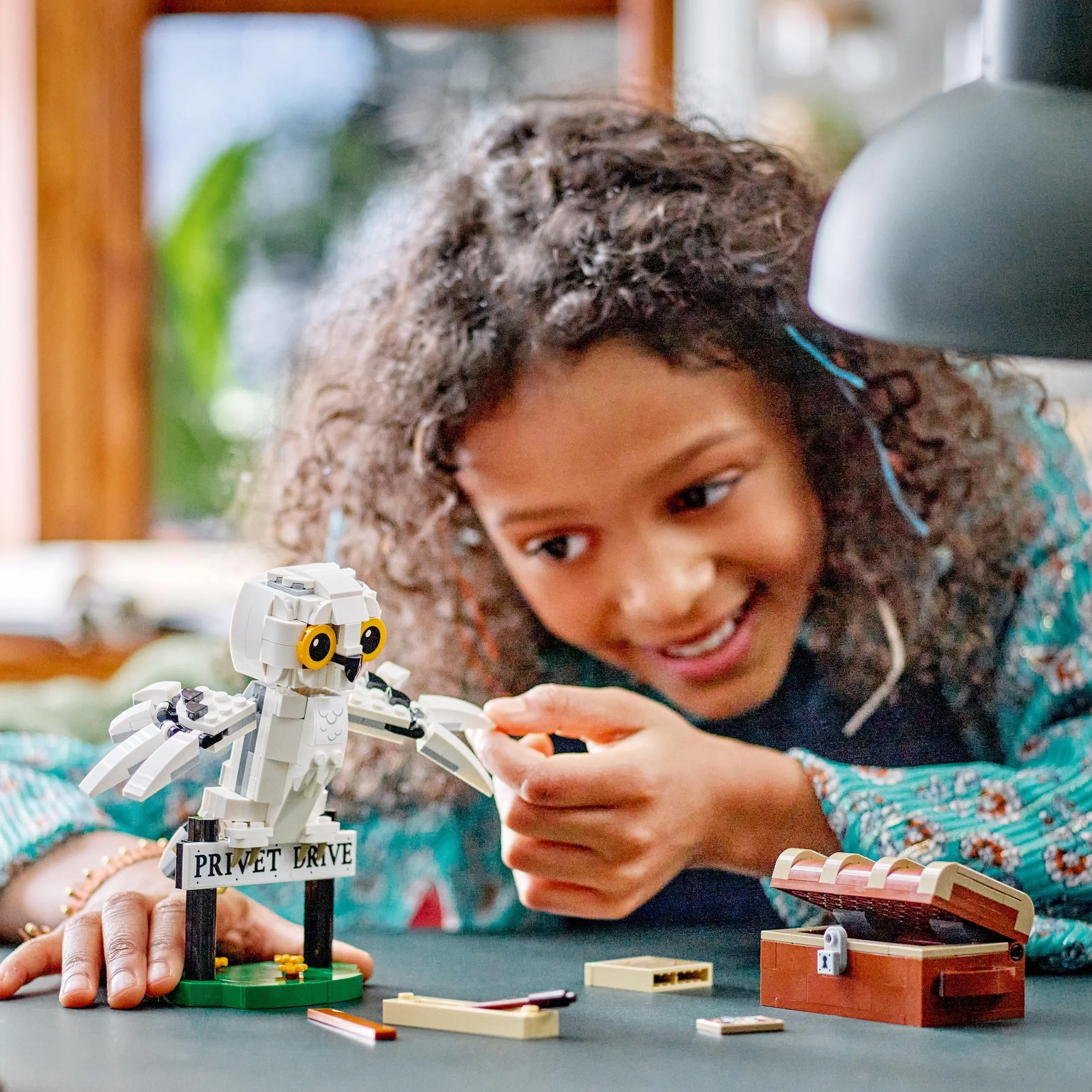 LEGO Harry Potter 76425 Hedwige au 4 Privet Drive Jouet de Construction pour Enfants Figurine de Chouette Cadeau dès 7 Ans
