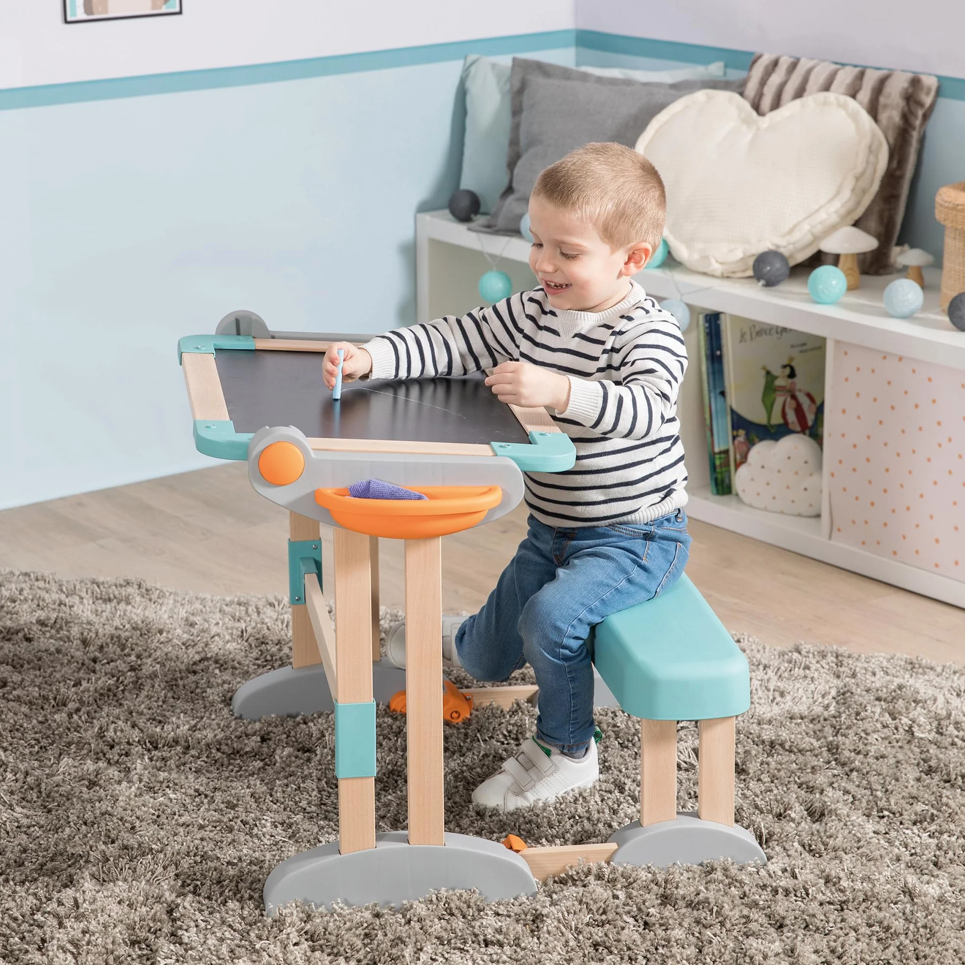 Smoby - Bureau Modulo Space - Transformable en Tableau Double Face - Bois et Plastique - Pliable et Compact - 80 Accessoires Inclus - A Partir de 3 Ans