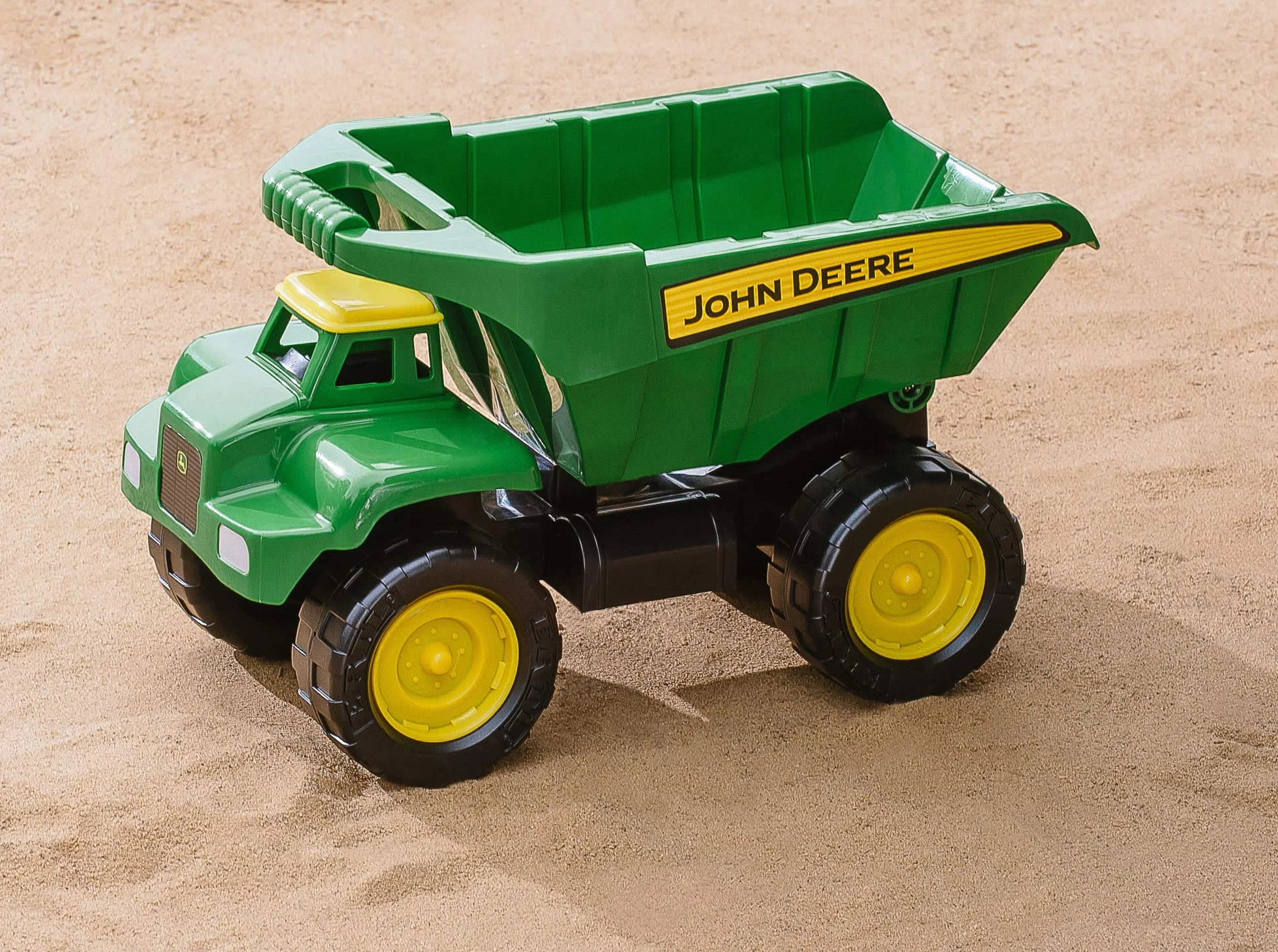 John Deere 736 Big Scoop Dump Truck, Green