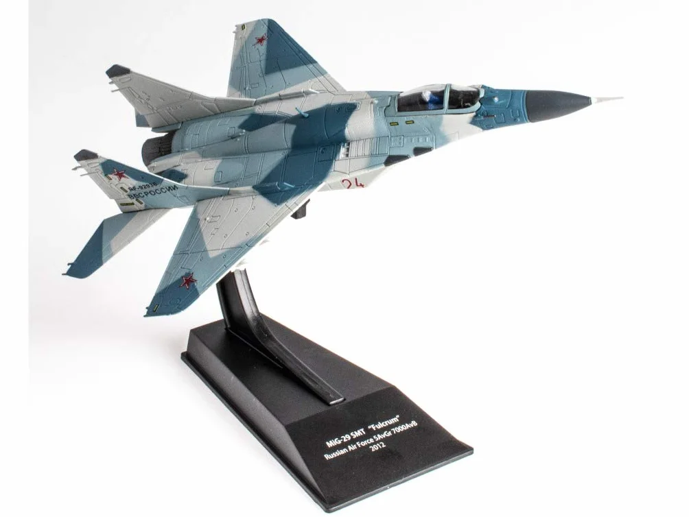 OPO 10 Avion de Combat Militaire 1/100 MIG 29 SMT Fulcrum Russian Air Force 2012
