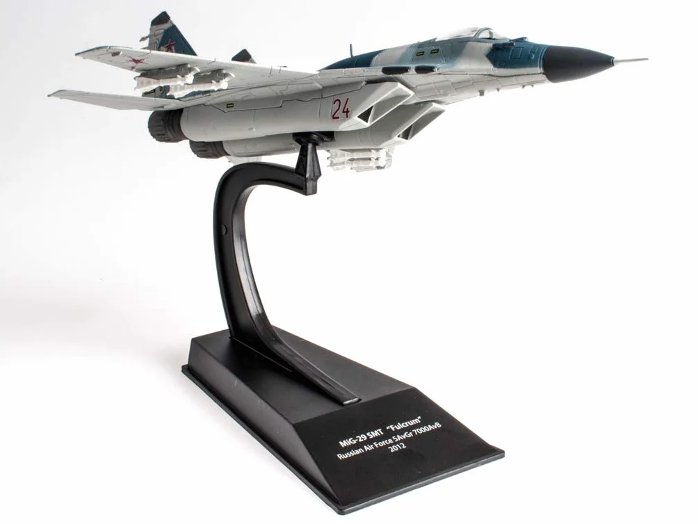 OPO 10 Avion de Combat Militaire 1/100 MIG 29 SMT Fulcrum Russian Air Force 2012
