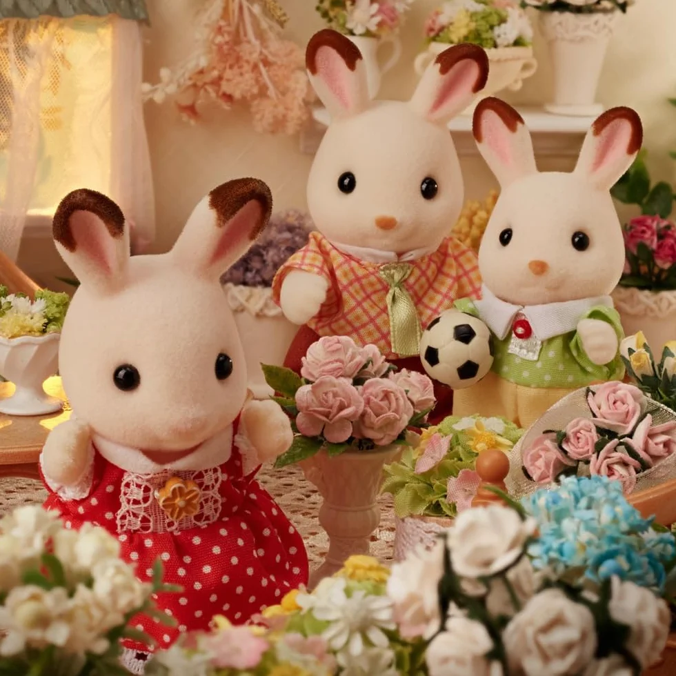 Sylvanian Families La famille Lapin Chocolat Set 4 figurines animaux miniatures jouet enfant 3 ans+