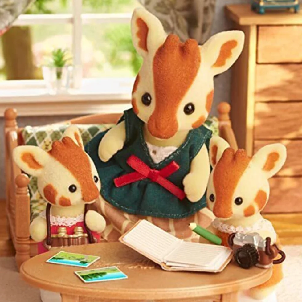 Sylvanian Families La famille Girafe Set 4 figurines animaux miniatures jouet enfant 3 ans+