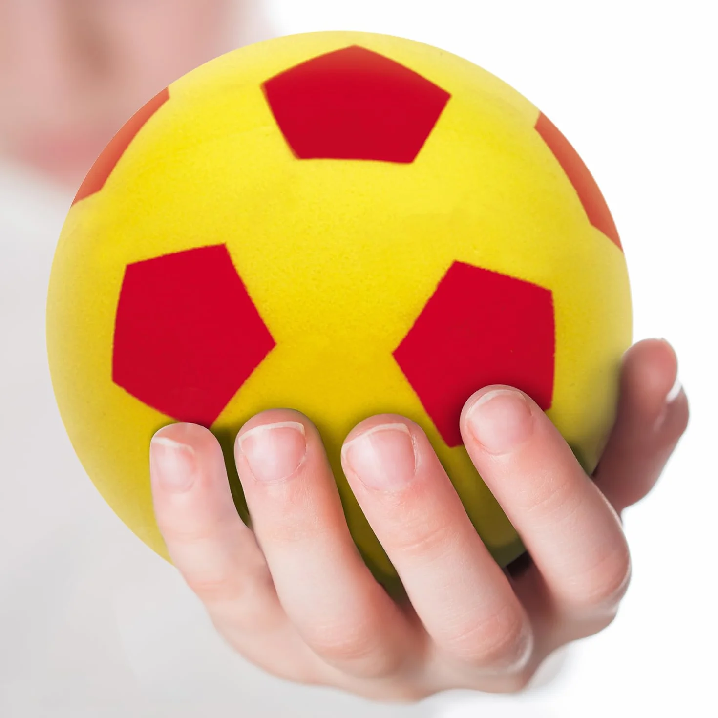 Mondo Toys Soft Ball 120 Ballon en Mousse diamètre 12 cm Balle Souple Couleurs Mixtes