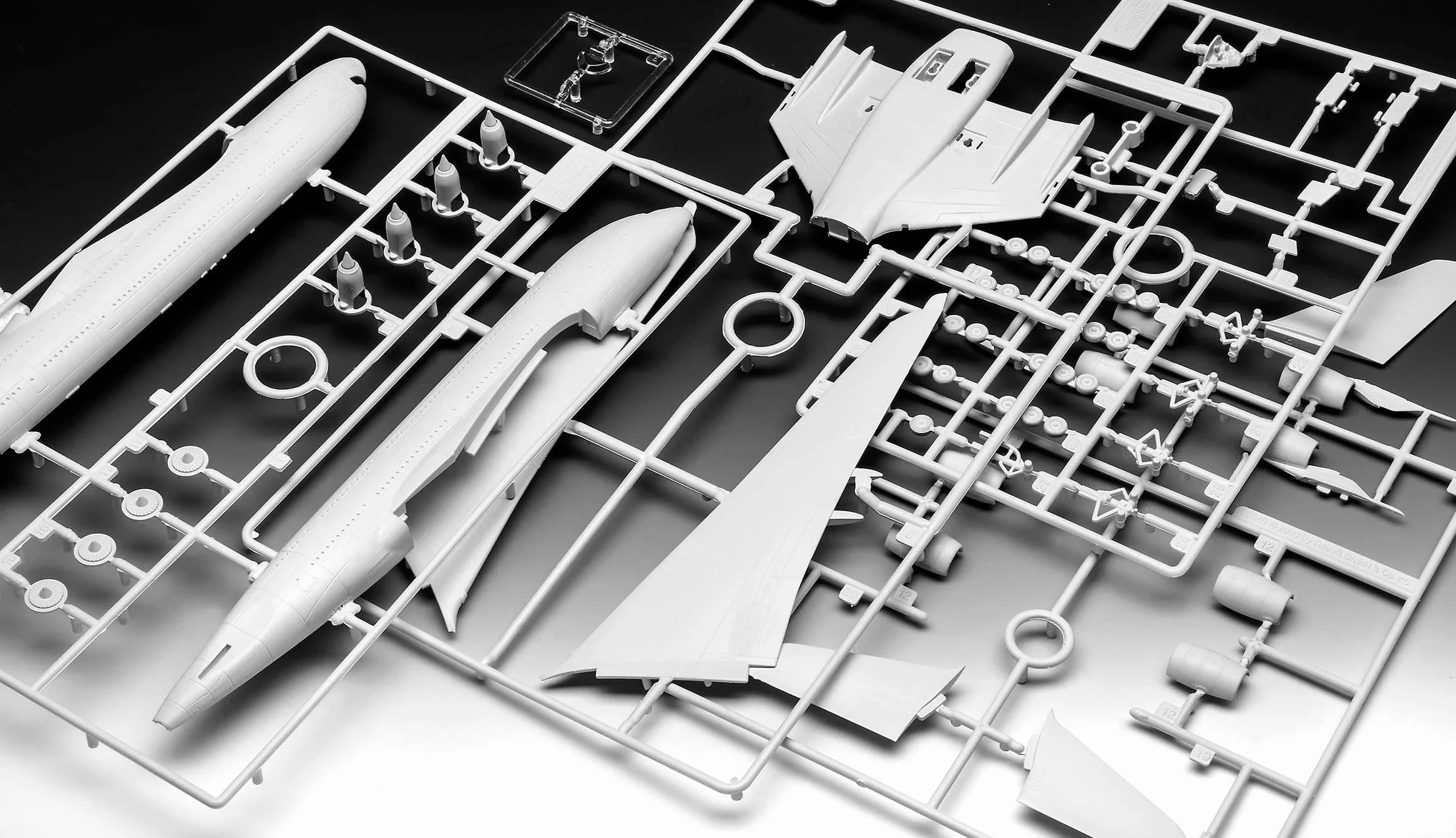 Revell Airbus A380 Maquette en plastique échelle 1:288 blanc