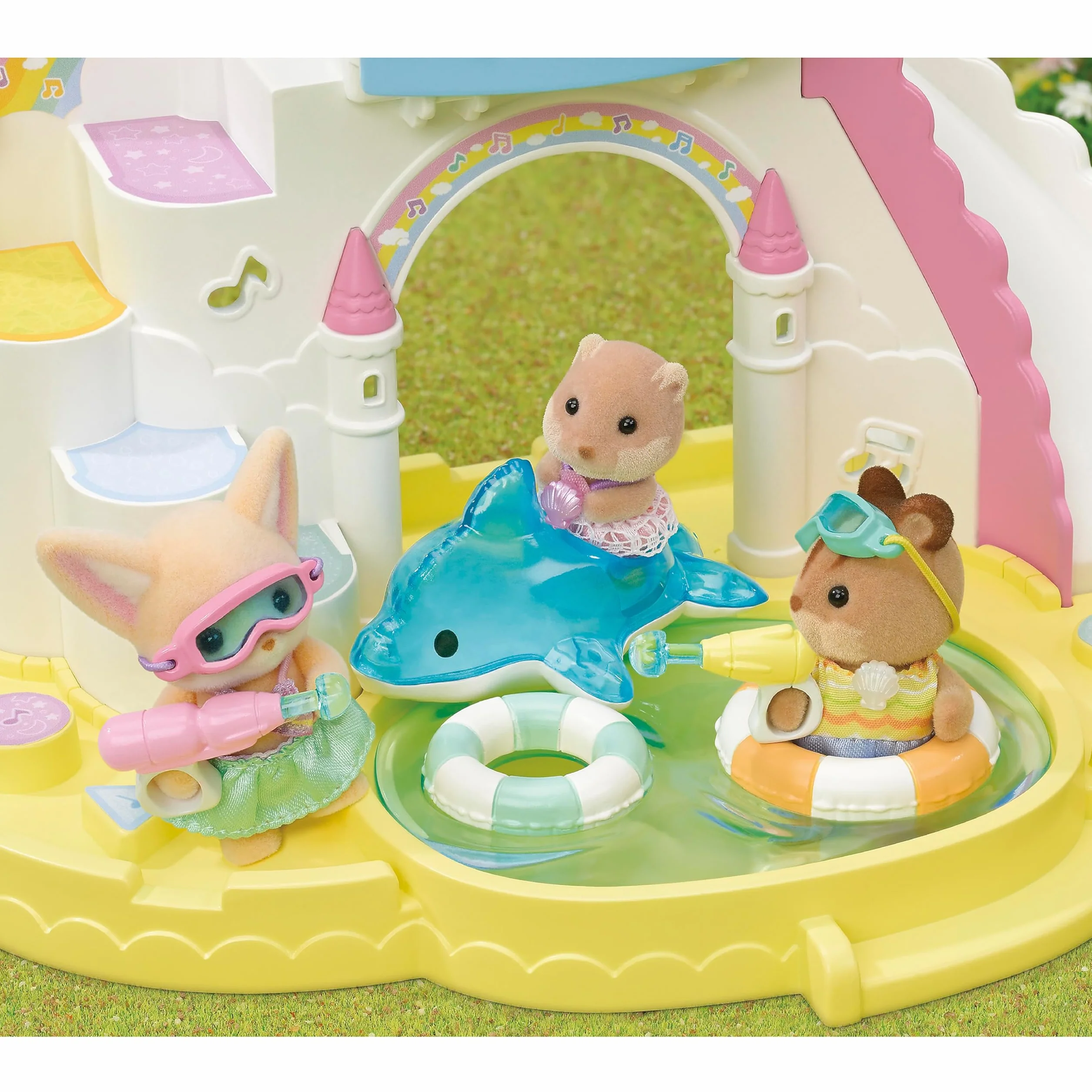 Sylvanian Families Le Trio des bébés à la Piscine 5749 Figurines Prêt-à-Jouer Mini Poupées
