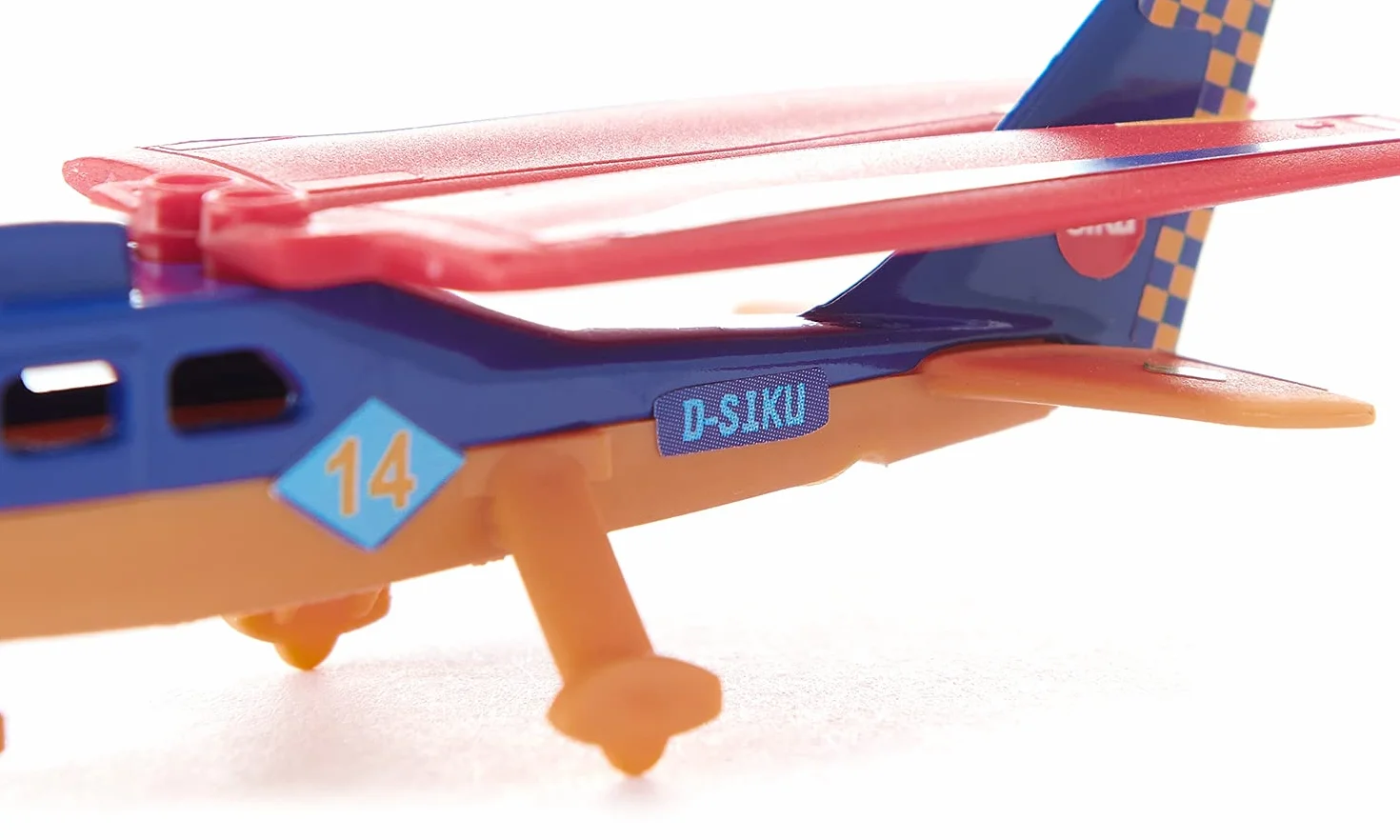 SIKU 1101 Avion Sportif en Métal Plastique Multicolore Hélice Rotative Ailes Rétractables
