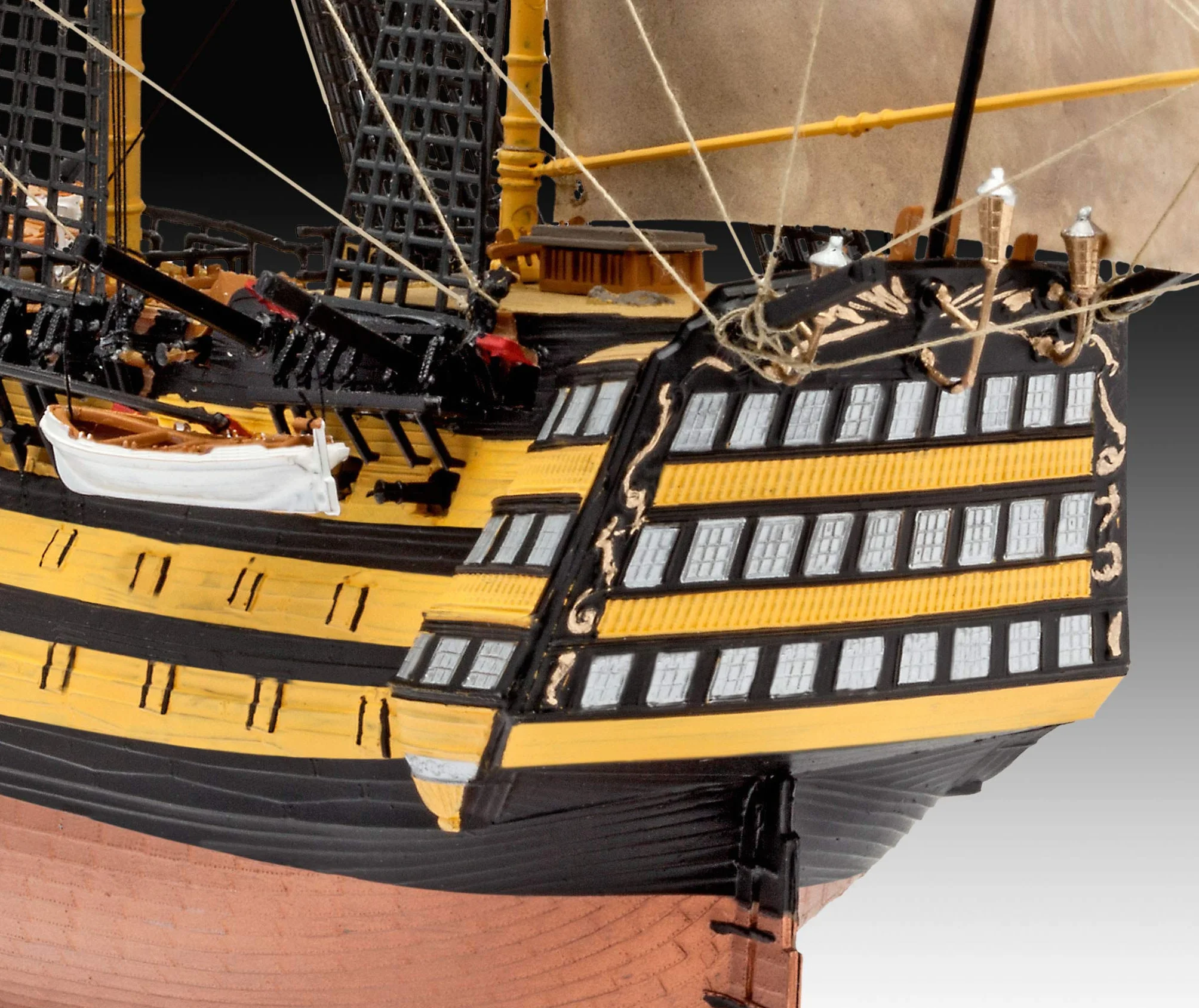 Revell H.M.S. Victory 1:225 Model Kit