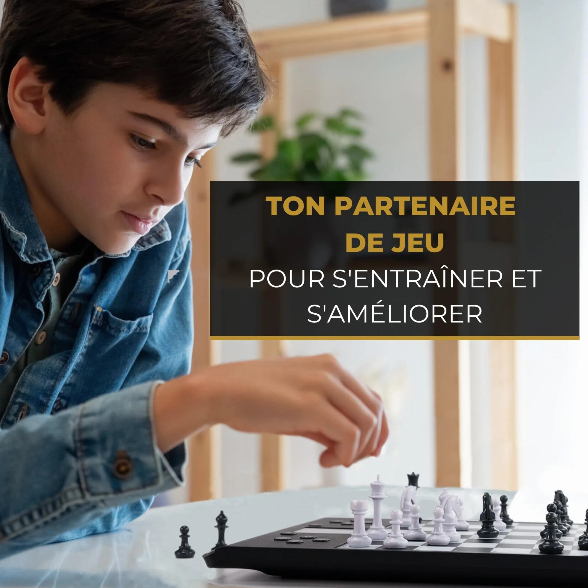 Millennium ChessGenius Pro Ordinateur d'échecs pour débutants et joueurs confirmés,entraîneur d'échecs intelligent offrant de nombreuses possibilités d'entraînement et différents niveaux de difficulté