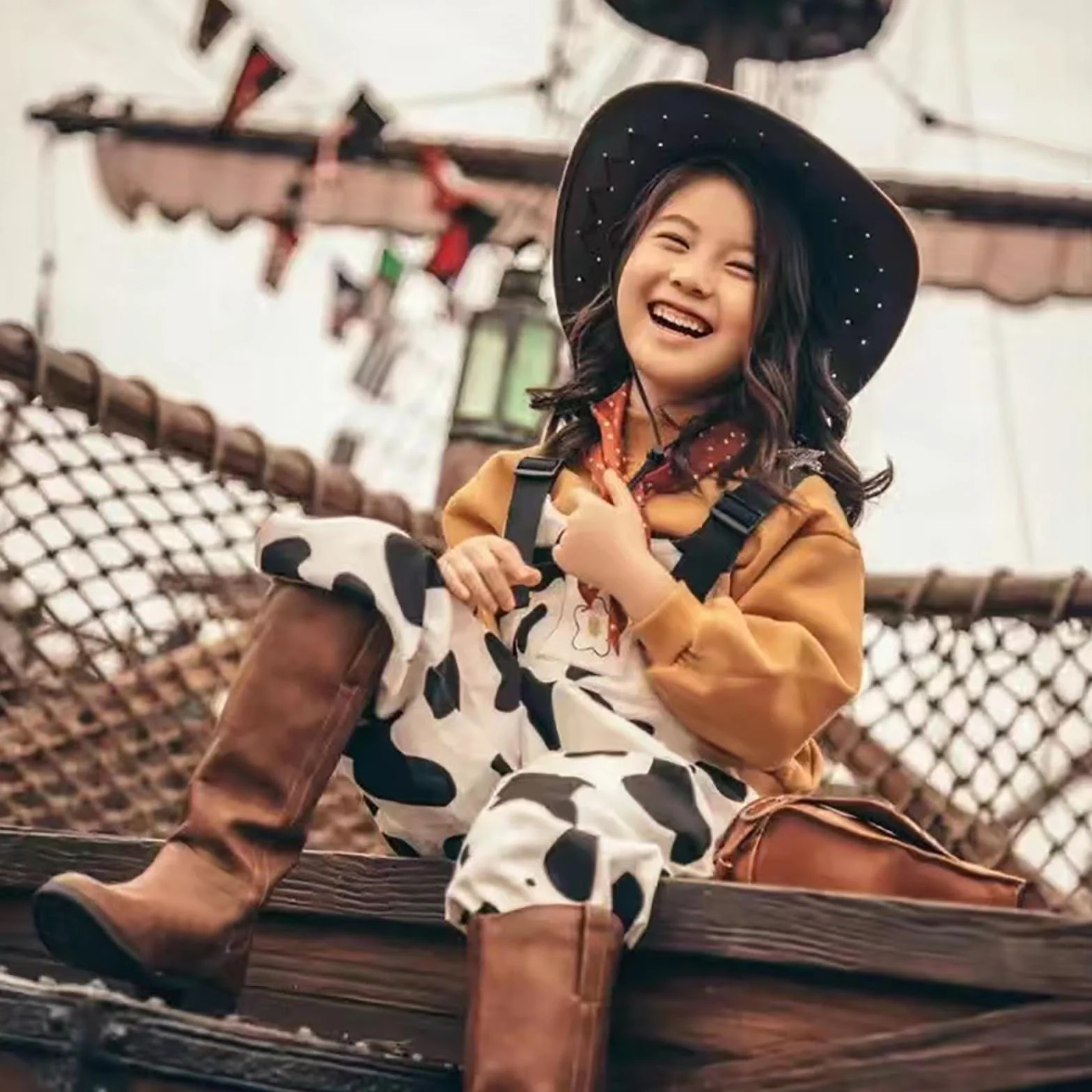 Chapeau de Cowboy Enfant en Daim Synthétique pour Soirées à Thème Western