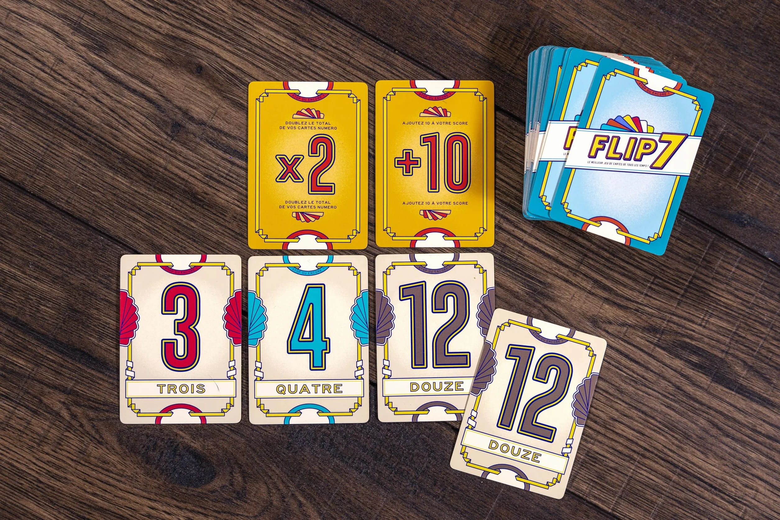 Catch Up Games Flip 7 Version Française Jeu de Cartes 3-6 Joueurs 8 Ans et Plus Règles Simples