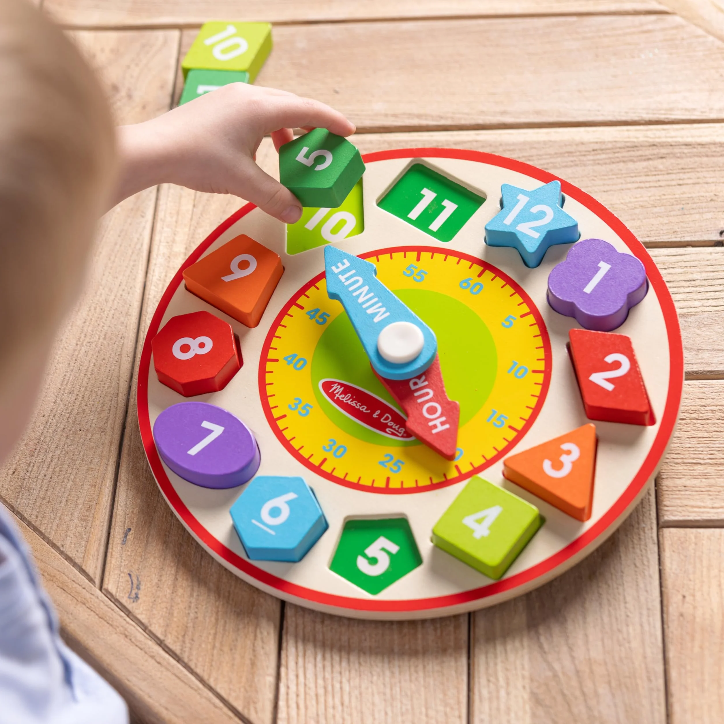 Melissa & Doug Horloge De Tri De Formes, Jouet en bois pour enfants d'eveil et d'apprentissage, Cadeau pour garçon ou fille