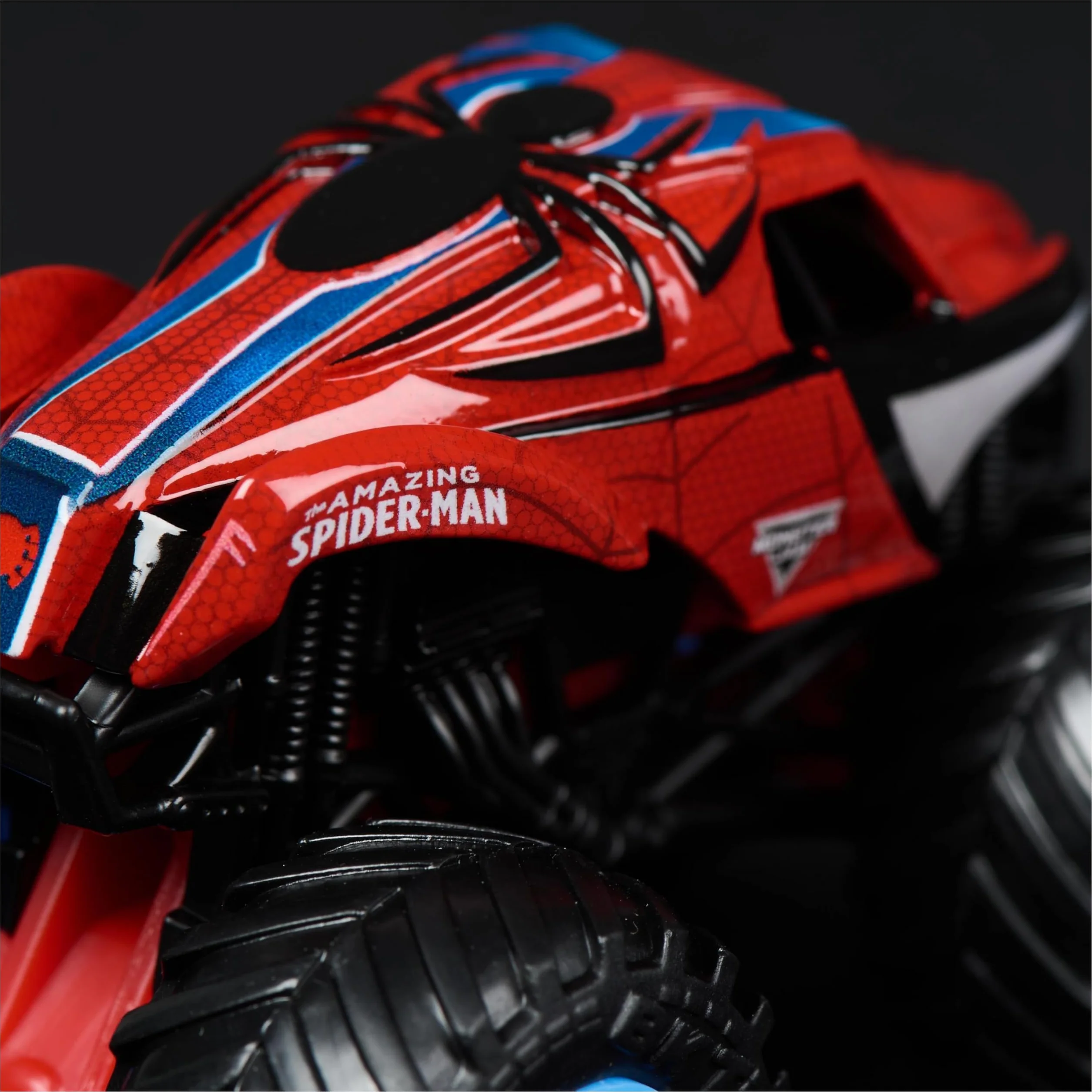 Monster Jam 2 Véhicules Die-Cast 1:64 Marvel Monster Trucks Officiels À Collectionner Jouet Enfant 3 Ans+
