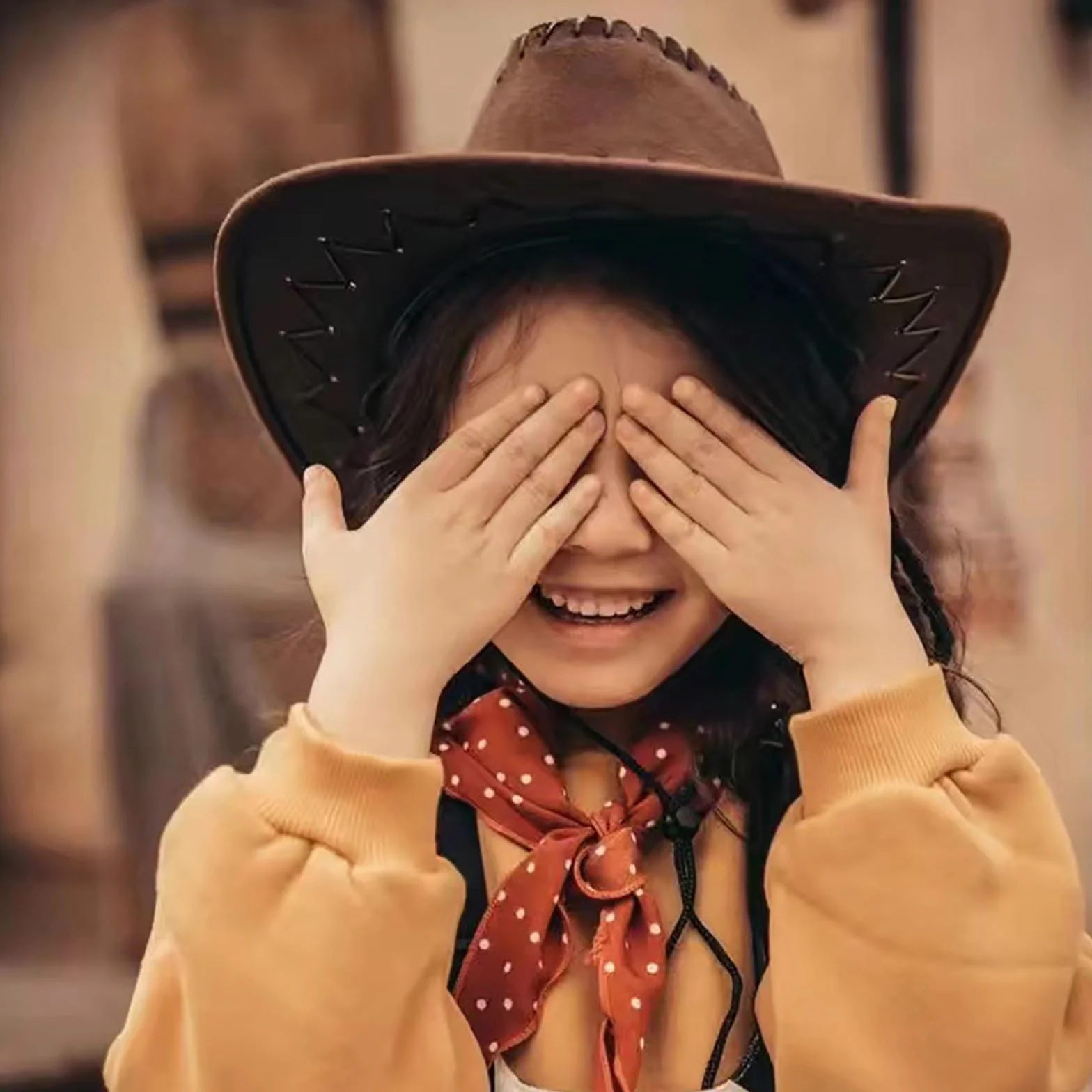 Chapeau de Cowboy Enfant en Daim Synthétique pour Soirées à Thème Western