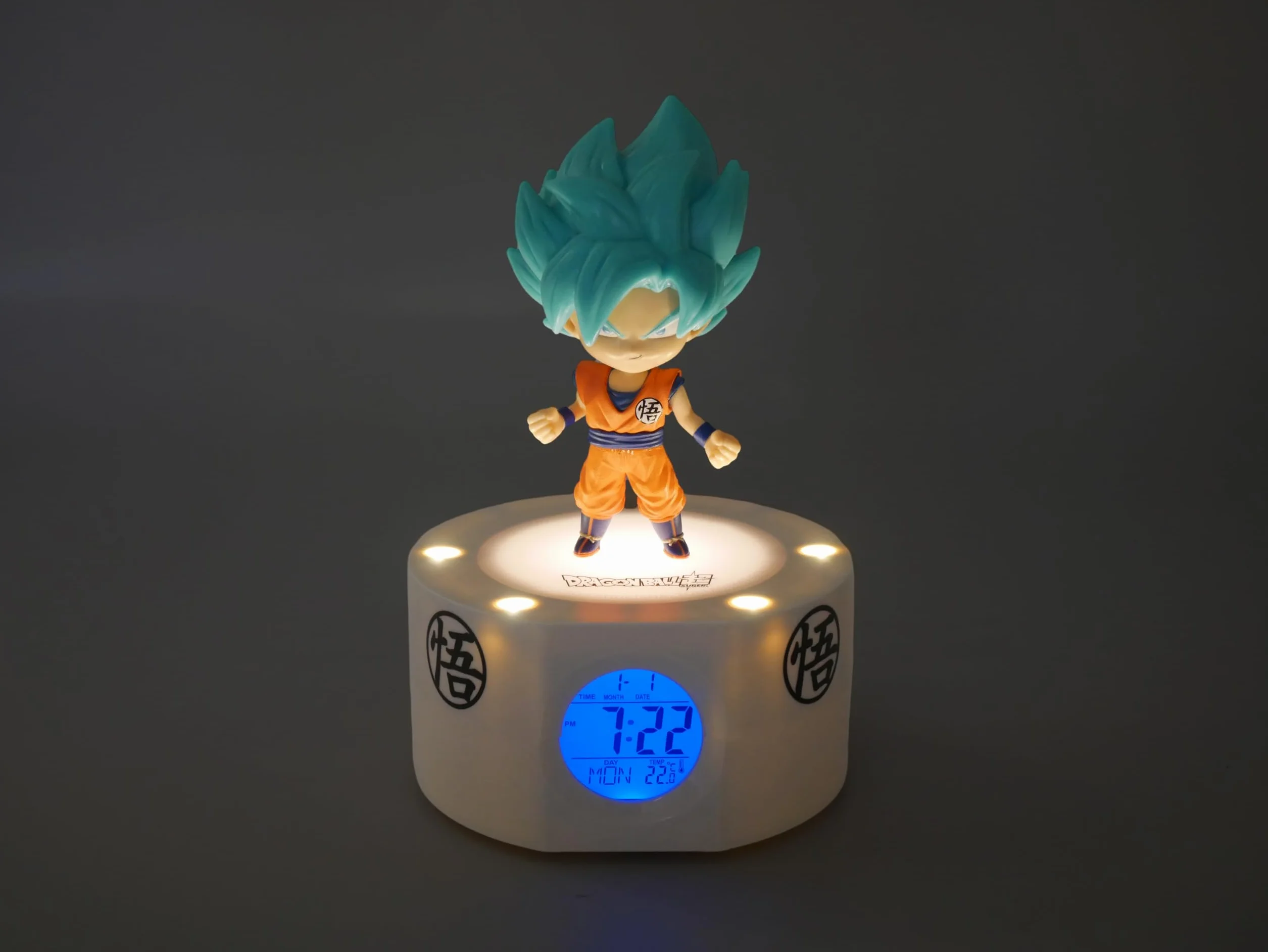 TEKNOFUN Dragon Ball Super réveil Lumineux Goku 18 cm