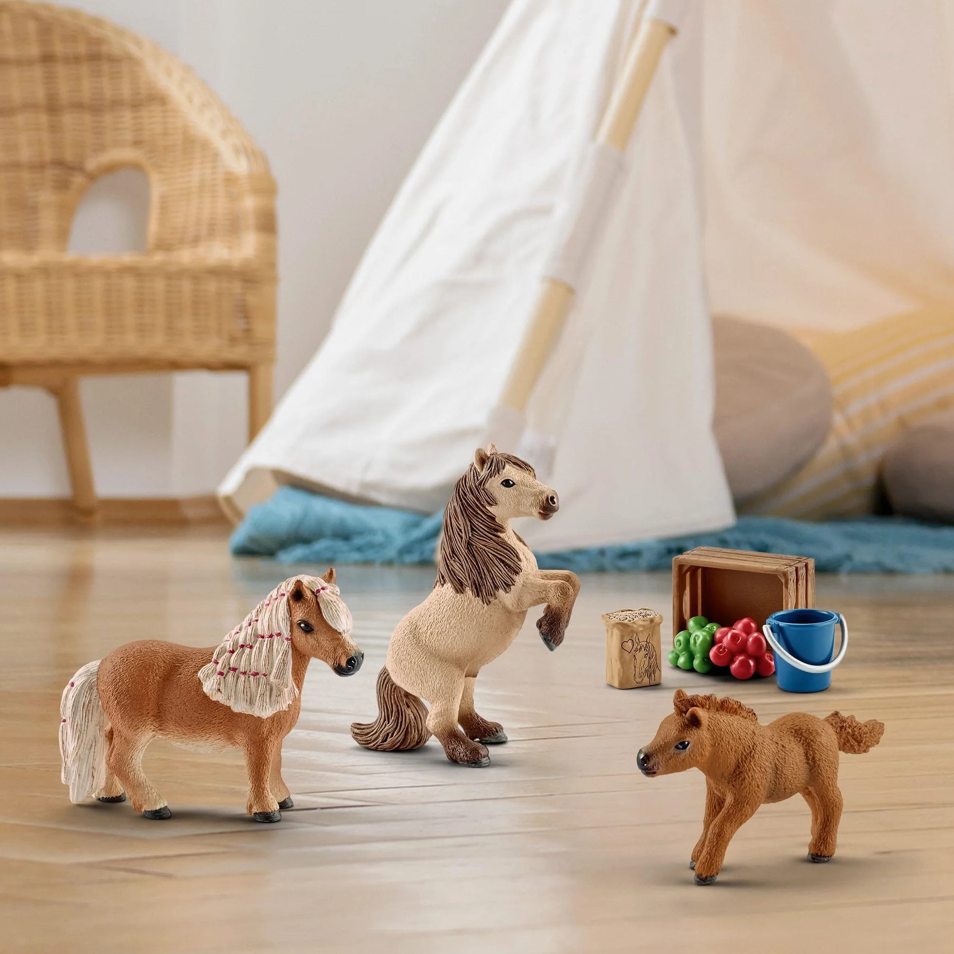 Schleich Horse Club Famille de Mini-shetlands 41432 3 poneys avec accessoires pour chevaux jouet à partir de 5 ans ensemble de 8 pièces