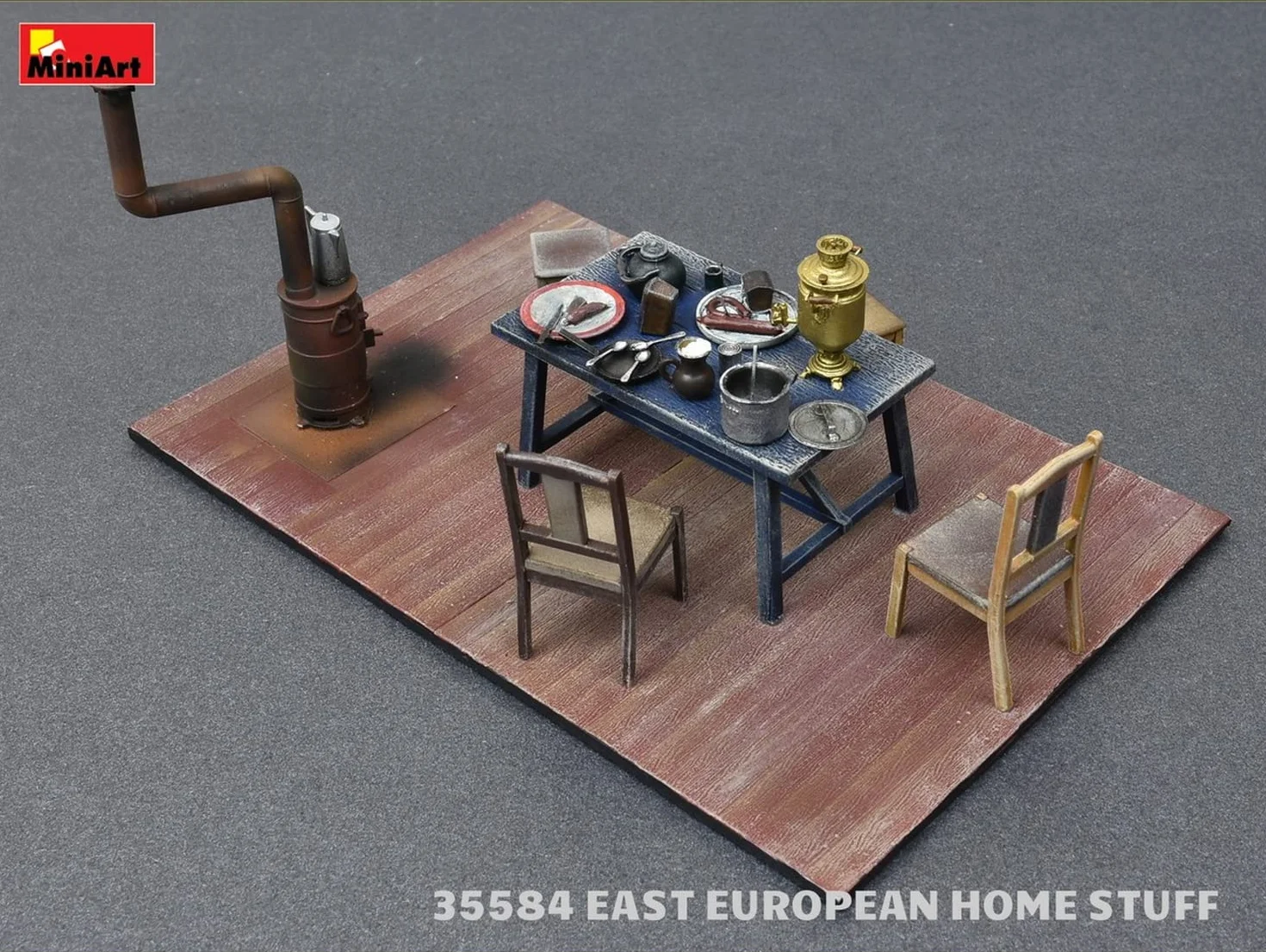 Miniart MIN35584 Kit de Maquette Maison Europe de l'Est